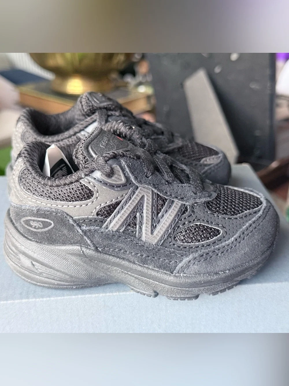 New Balance 990v6